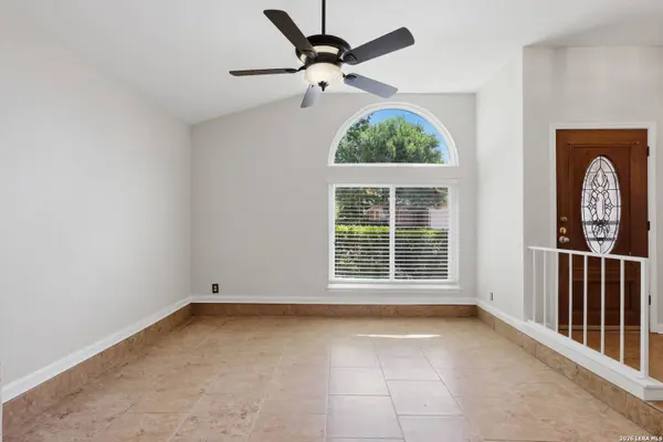 239 BURLINGTON DR, San Antonio, TX 78245