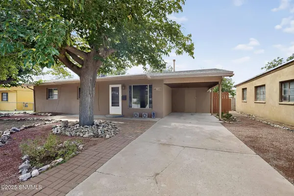 1408 Lees DR, Las Cruces, NM 88001