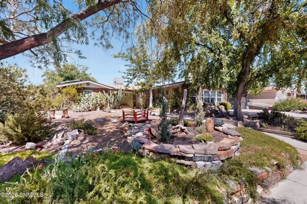 1915 Myrtle AVE, Las Cruces, NM 88001
