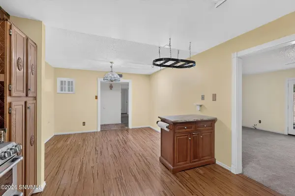 1915 Myrtle AVE, Las Cruces, NM 88001