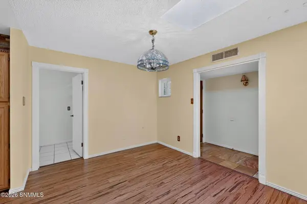 1915 Myrtle AVE, Las Cruces, NM 88001
