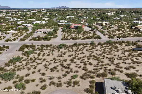 4200 Senna DR, Las Cruces, NM 88011