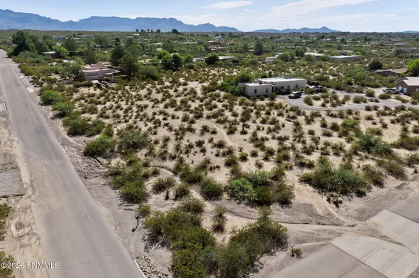 4200 Senna DR, Las Cruces, NM 88011