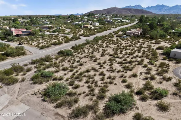 4200 Senna DR, Las Cruces, NM 88011
