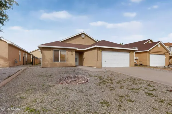 1381 Beltran RD, Las Cruces, NM 88007
