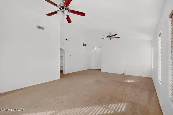 1381 Beltran RD, Las Cruces, NM 88007