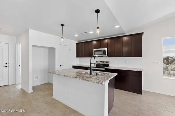 2098 Meteor ST, Las Cruces, NM 88012