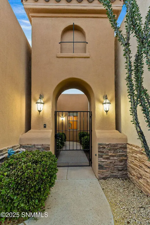 4397 Levante DR, Las Cruces, NM 88011