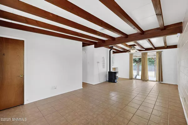 1408 Lees DR, Las Cruces, NM 88001