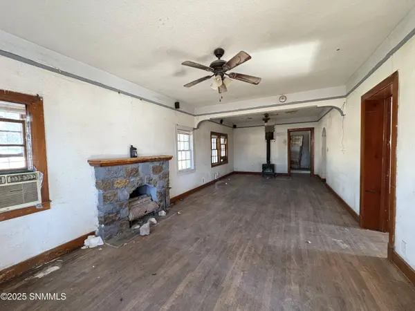 1024 Third ST, Las Cruces, NM 88005