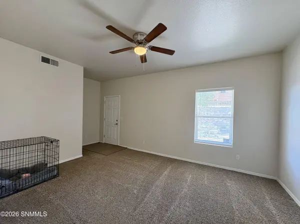 1231 Gunsight Peak DR, Las Cruces, NM 88012