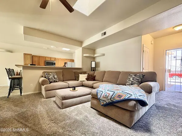 1231 Gunsight Peak DR, Las Cruces, NM 88012