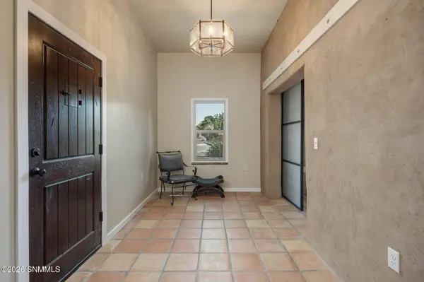 215 W Greening AVE, Las Cruces, NM 88005
