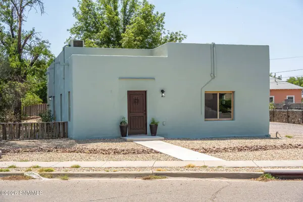 215 W Greening AVE, Las Cruces, NM 88005