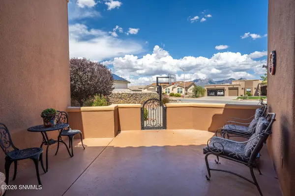 682 Stone Canyon DR, Las Cruces, NM 88011