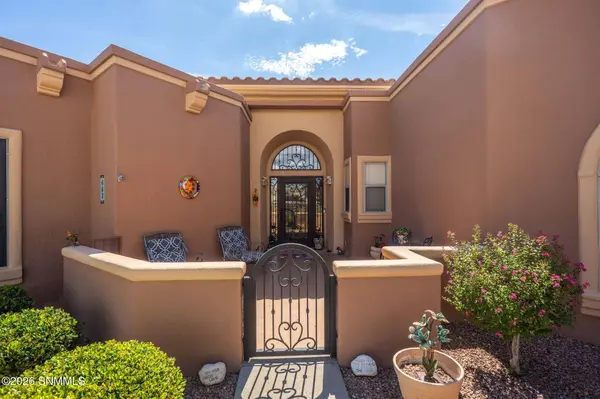 682 Stone Canyon DR, Las Cruces, NM 88011