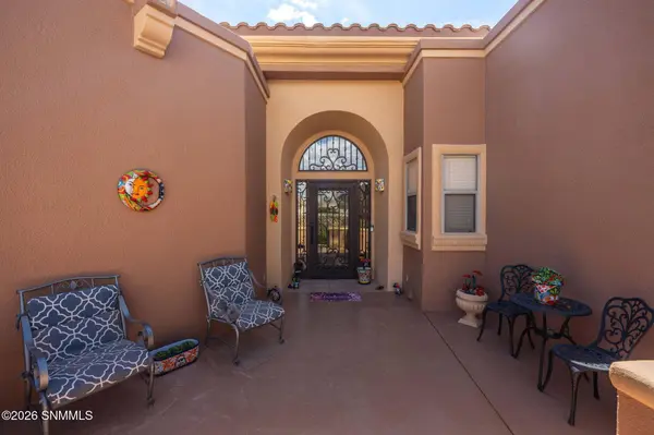 682 Stone Canyon DR, Las Cruces, NM 88011
