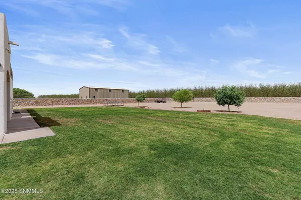 7870 Apache Canyon DR, Las Cruces, NM 88007