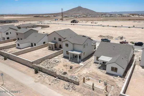 2074 Meteor DR, Las Cruces, NM 88012