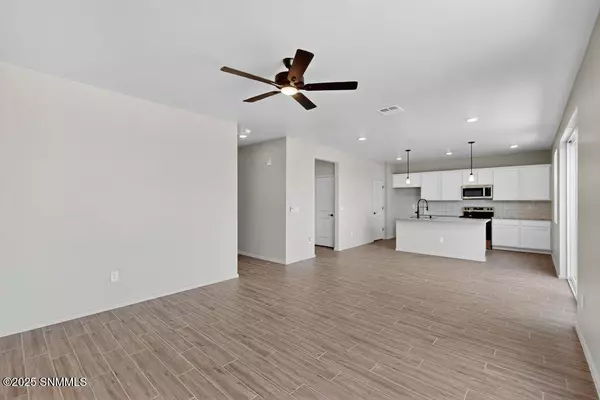 3079 San Jenaro DR, Las Cruces, NM 88012