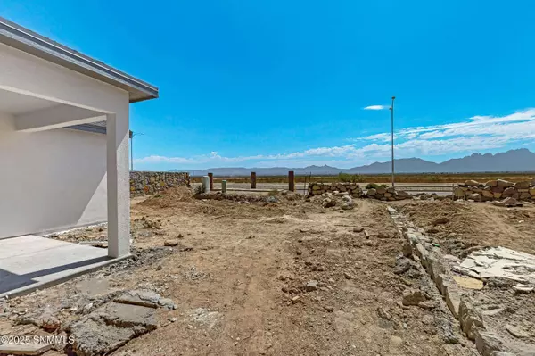 2080 Meteor DR, Las Cruces, NM 88012