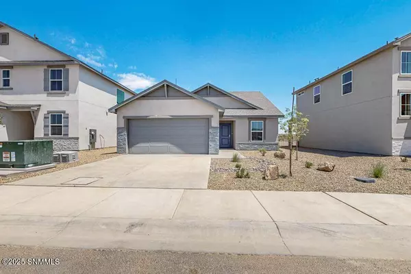 3085 San Jenaro DR, Las Cruces, NM 88012