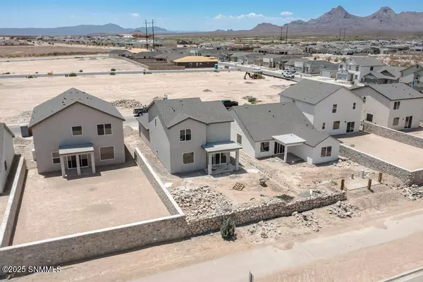 2074 Meteor DR, Las Cruces, NM 88012