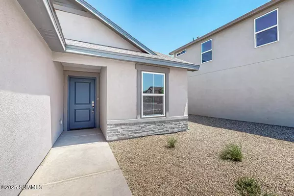 3085 San Jenaro DR, Las Cruces, NM 88012