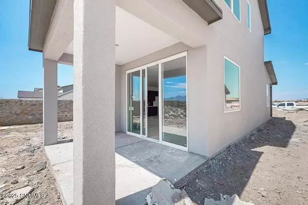 2074 Meteor DR, Las Cruces, NM 88012