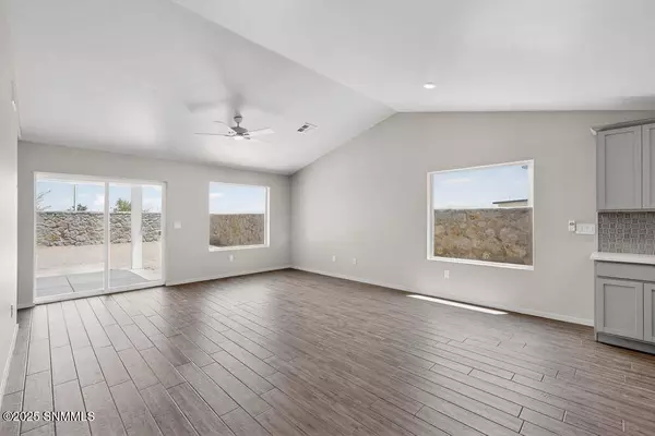 3085 San Jenaro DR, Las Cruces, NM 88012