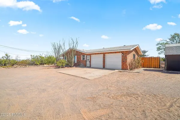 4835 Las Alturas DR, Las Cruces, NM 88011