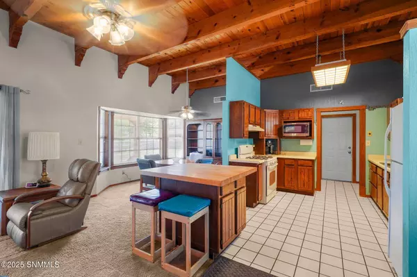 375 Wall AVE, Las Cruces, NM 88001