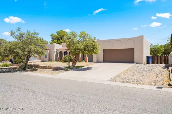 375 Wall AVE, Las Cruces, NM 88001