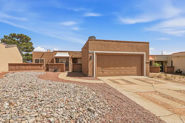 2140 Sagecrest AVE, Las Cruces, NM 88011