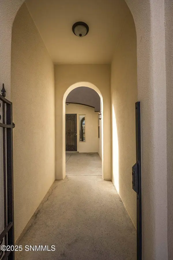 4481 Miramar Arc, Las Cruces, NM 88011