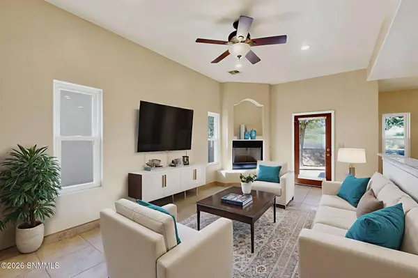 1531 Fairway Village DR, Las Cruces, NM 88007