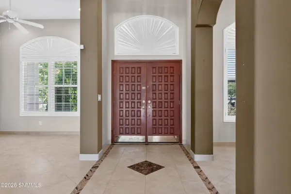 1170 Golf Club RD, Las Cruces, NM 88011