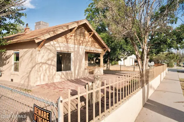 420 N Melendres ST, Las Cruces, NM 88005