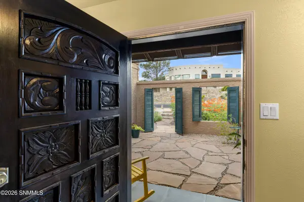 1270 Vista Del Monte, Las Cruces, NM 88007