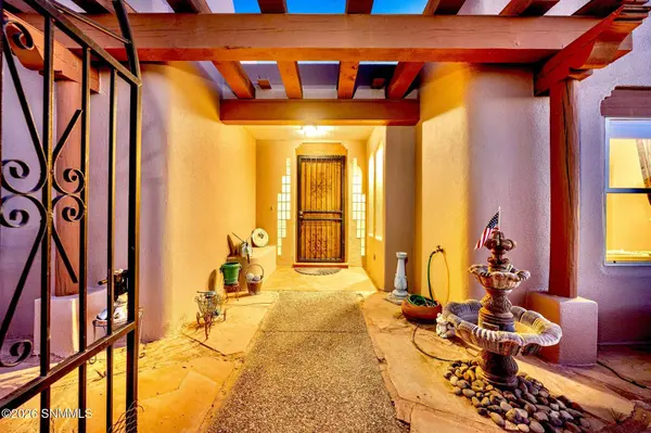 3548 Cave Creek, Las Cruces, NM 88011