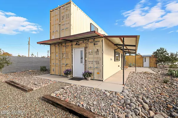 416 Palm AVE #A B, Las Cruces, NM 88001