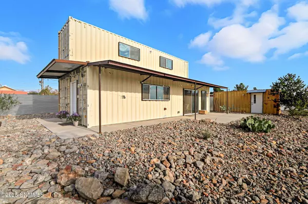 416 Palm AVE #A B, Las Cruces, NM 88001