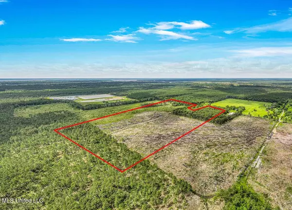 2 Bayou Cumbest Road, Moss Point, MS 39562