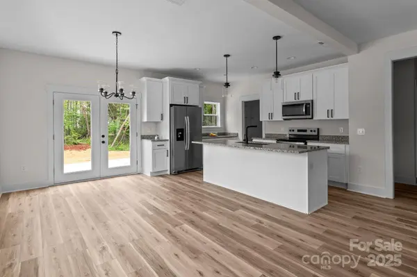 1176 Greenheather DR, Salisbury, NC 28147