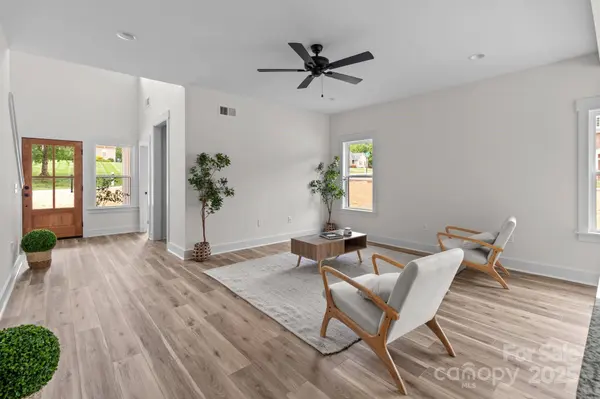 1176 Greenheather DR, Salisbury, NC 28147