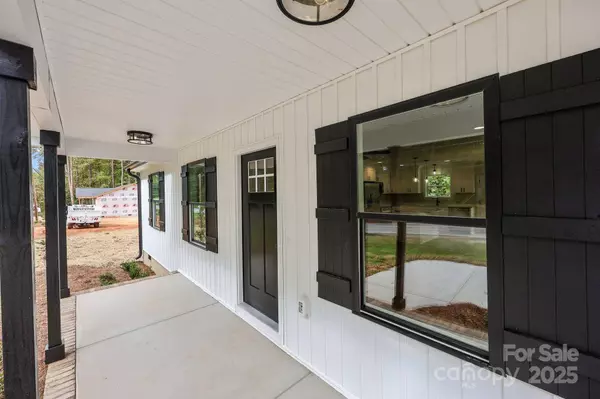 2218 Mooresville RD, Salisbury, NC 28147