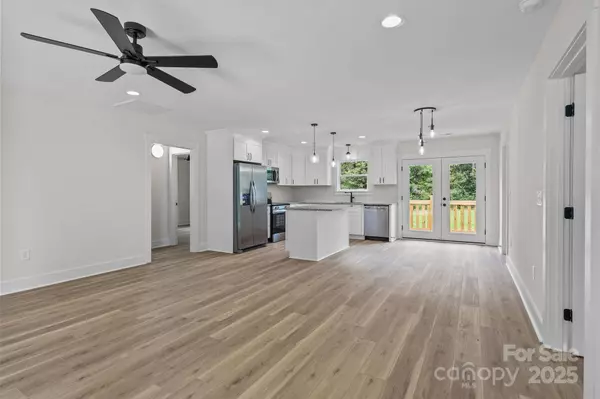 2218 Mooresville RD, Salisbury, NC 28147