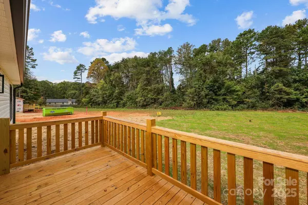 2218 Mooresville RD, Salisbury, NC 28147