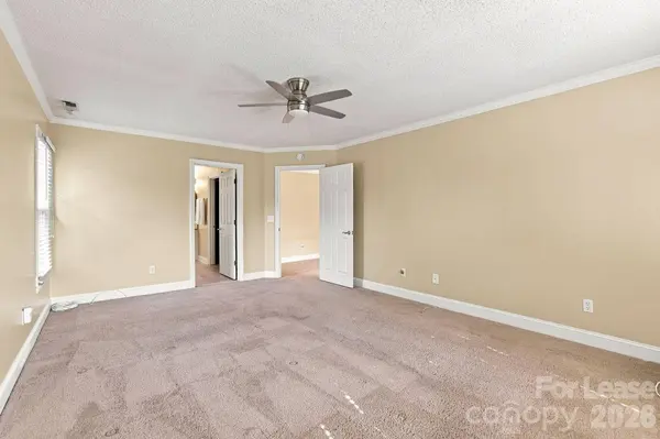 142 Cottontail LN SE, Concord, NC 28025
