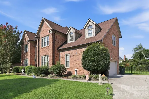 142 Cottontail LN SE, Concord, NC 28025